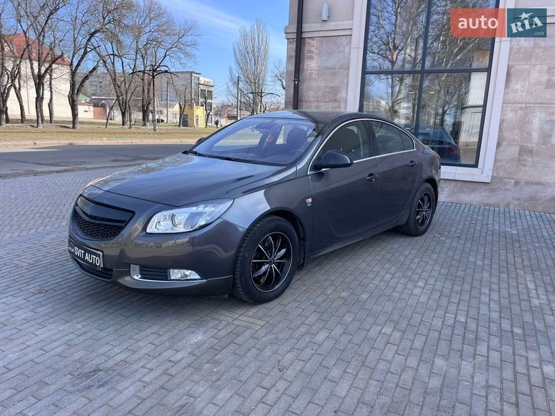Седан Opel Insignia 2011 в Николаеве