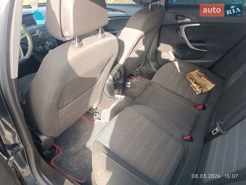 Универсал Opel Insignia 2010 в Владимире