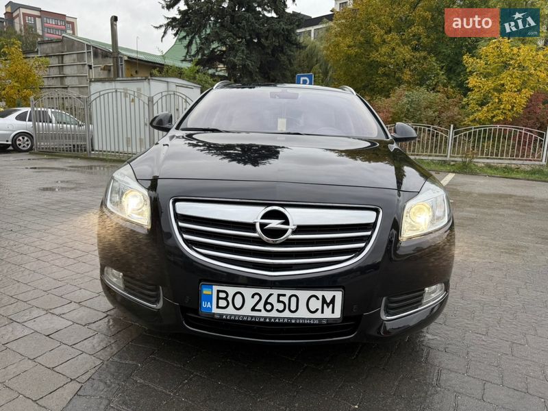 Универсал Opel Insignia 2009 в Тернополе