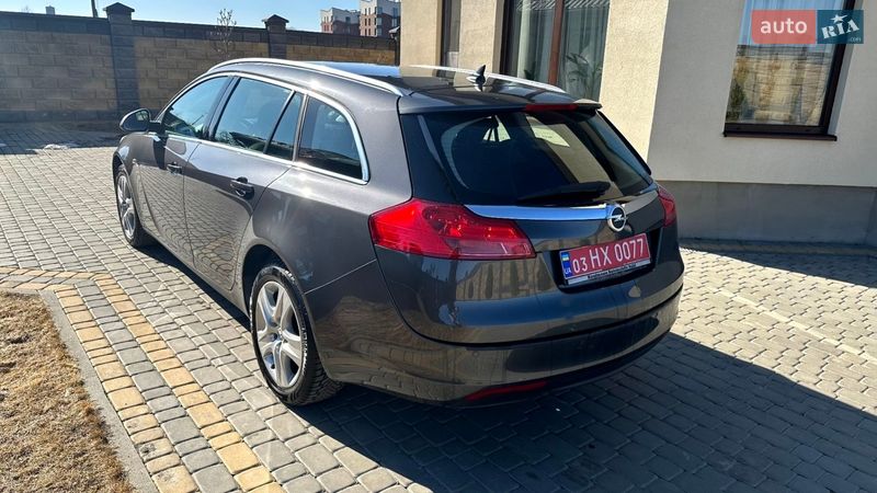 Универсал Opel Insignia 2009 в Луцке