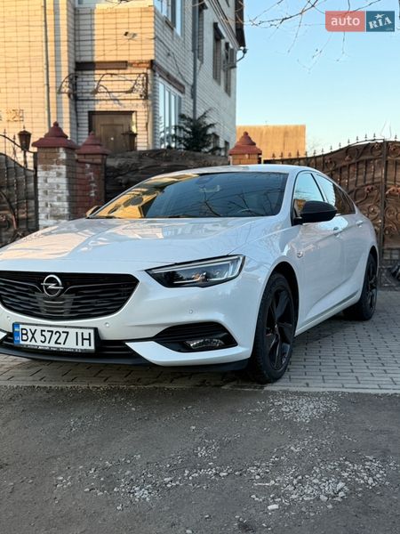 Лифтбек Opel Insignia 2017 в Шепетовке