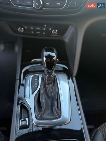 Лифтбек Opel Insignia 2017 в Шепетовке