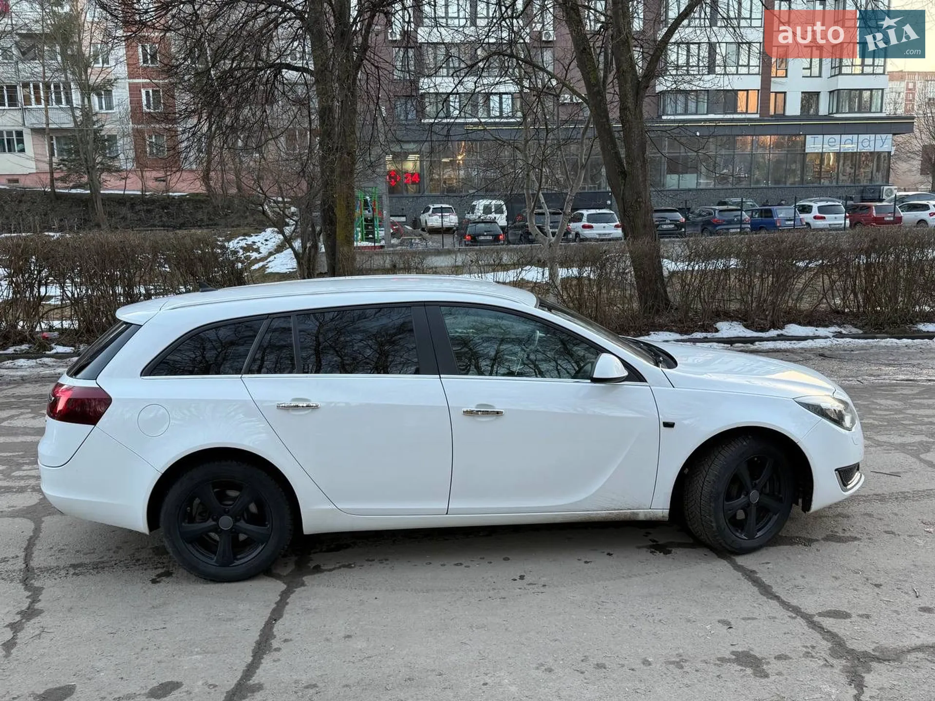 2014 Opel Insignia - мініатюра 3