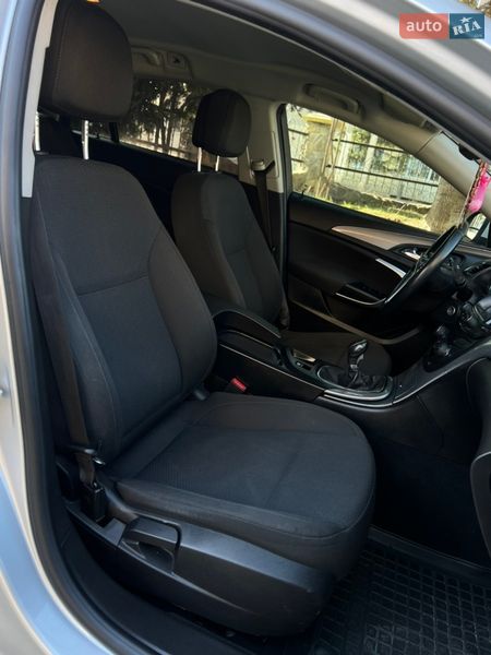 Универсал Opel Insignia 2015 в Моршине