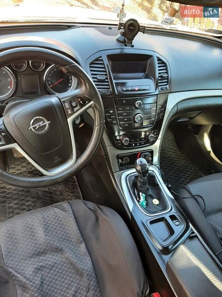 Универсал Opel Insignia 2010 в Золотоноше