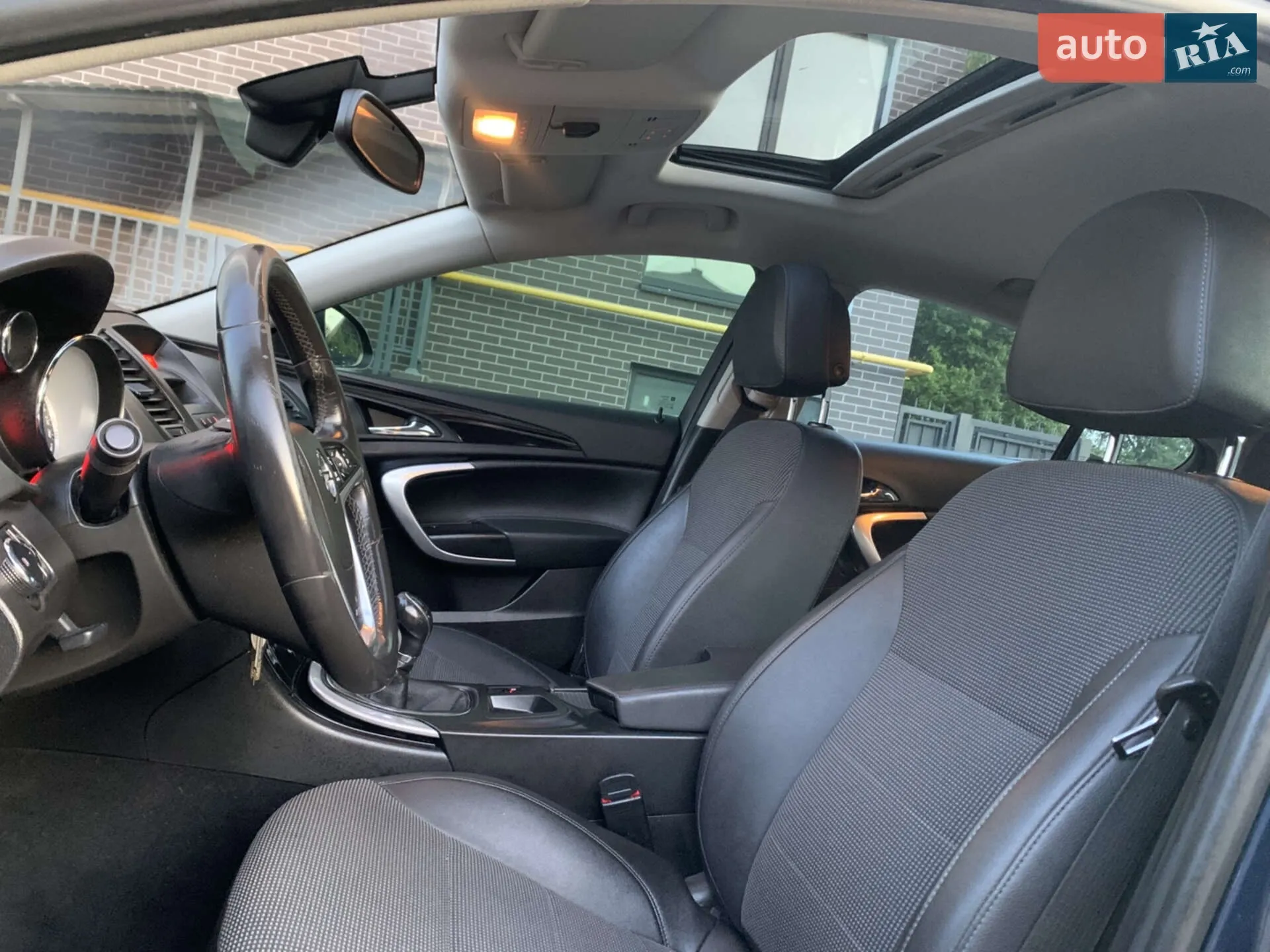 2010 Opel Insignia - мініатюра 22