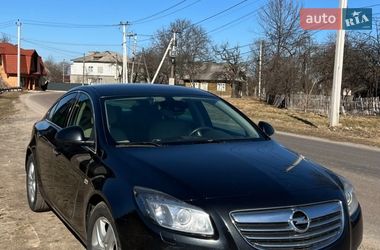 Лифтбек Opel Insignia 2012 в Перегинском