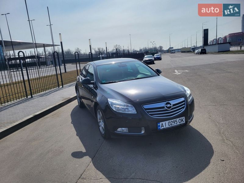 Opel Insignia 2011