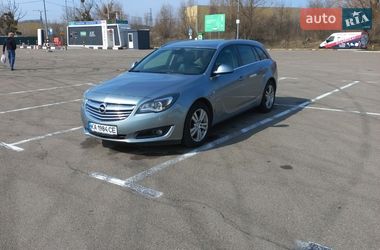 Универсал Opel Insignia 2014 в Киеве