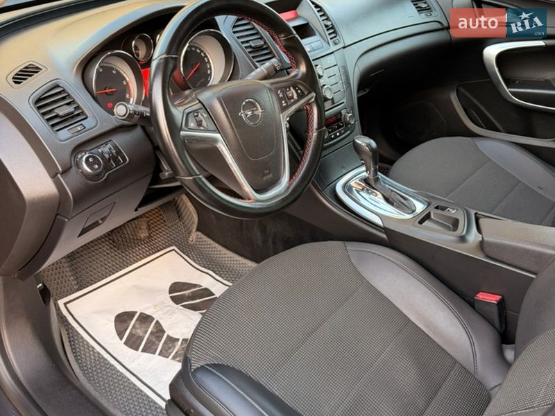 Универсал Opel Insignia 2011 в Хмельницком