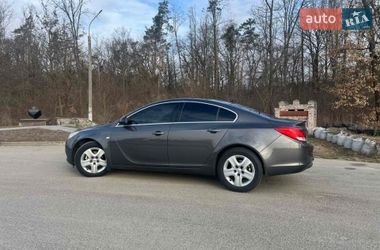 Седан Opel Insignia 2011 в Житомирі