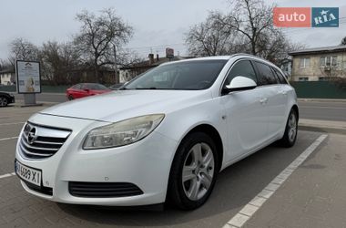 Універсал Opel Insignia 2010 в Вишневому