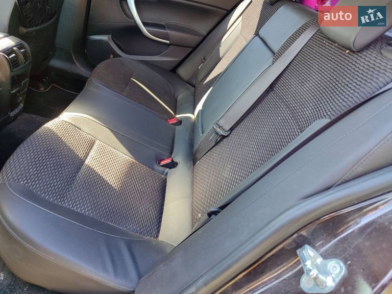 Седан Opel Insignia 2015 в Почаеве фото 4 Седан Opel Insignia 2015 в Почаеве