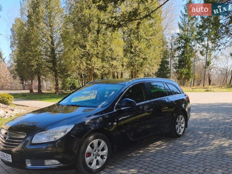 Універсал Opel Insignia 2011 в Рожнятові