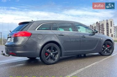 Універсал Opel Insignia 2012 в Лісниках