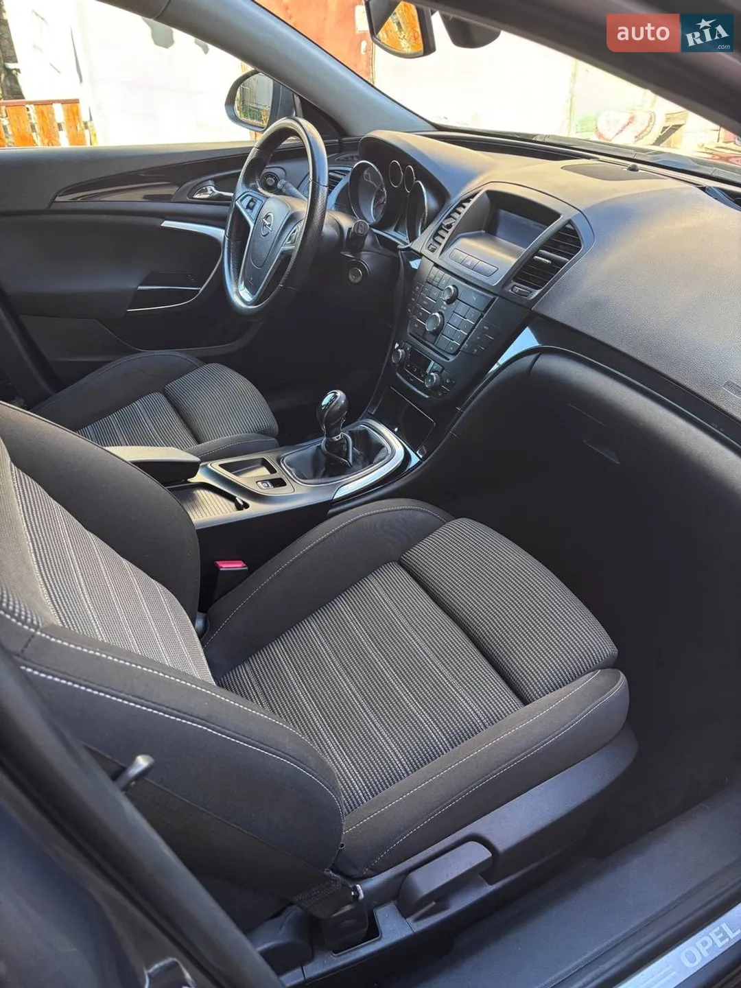 2010 Opel Insignia - мініатюра 13