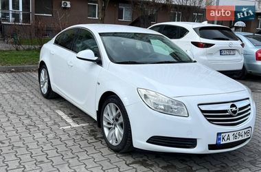 Седан Opel Insignia 2012 в Броварах