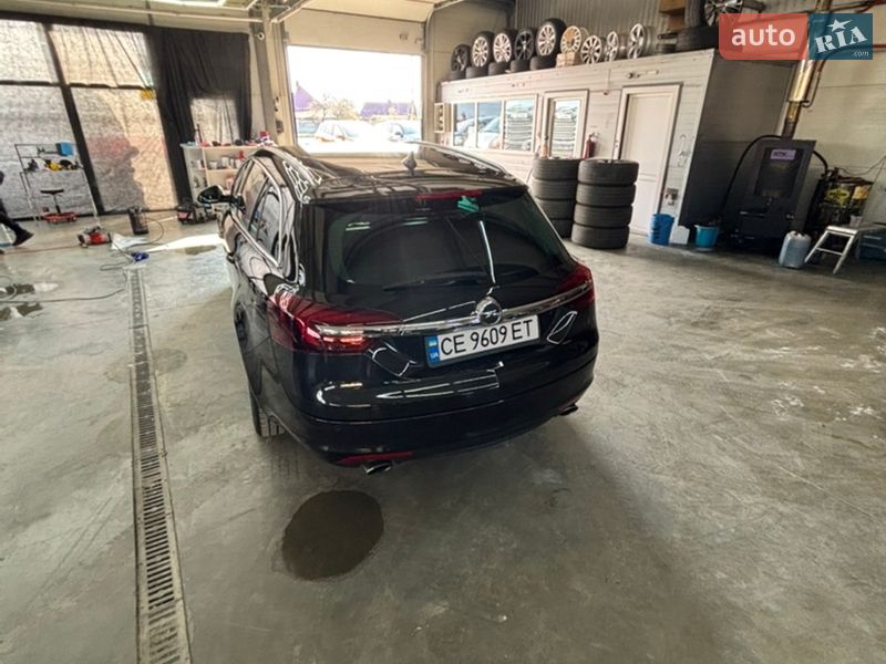 Универсал Opel Insignia 2014 в Черновцах