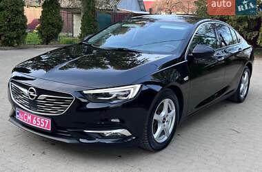 Ліфтбек Opel Insignia 2018 в Чернівцях