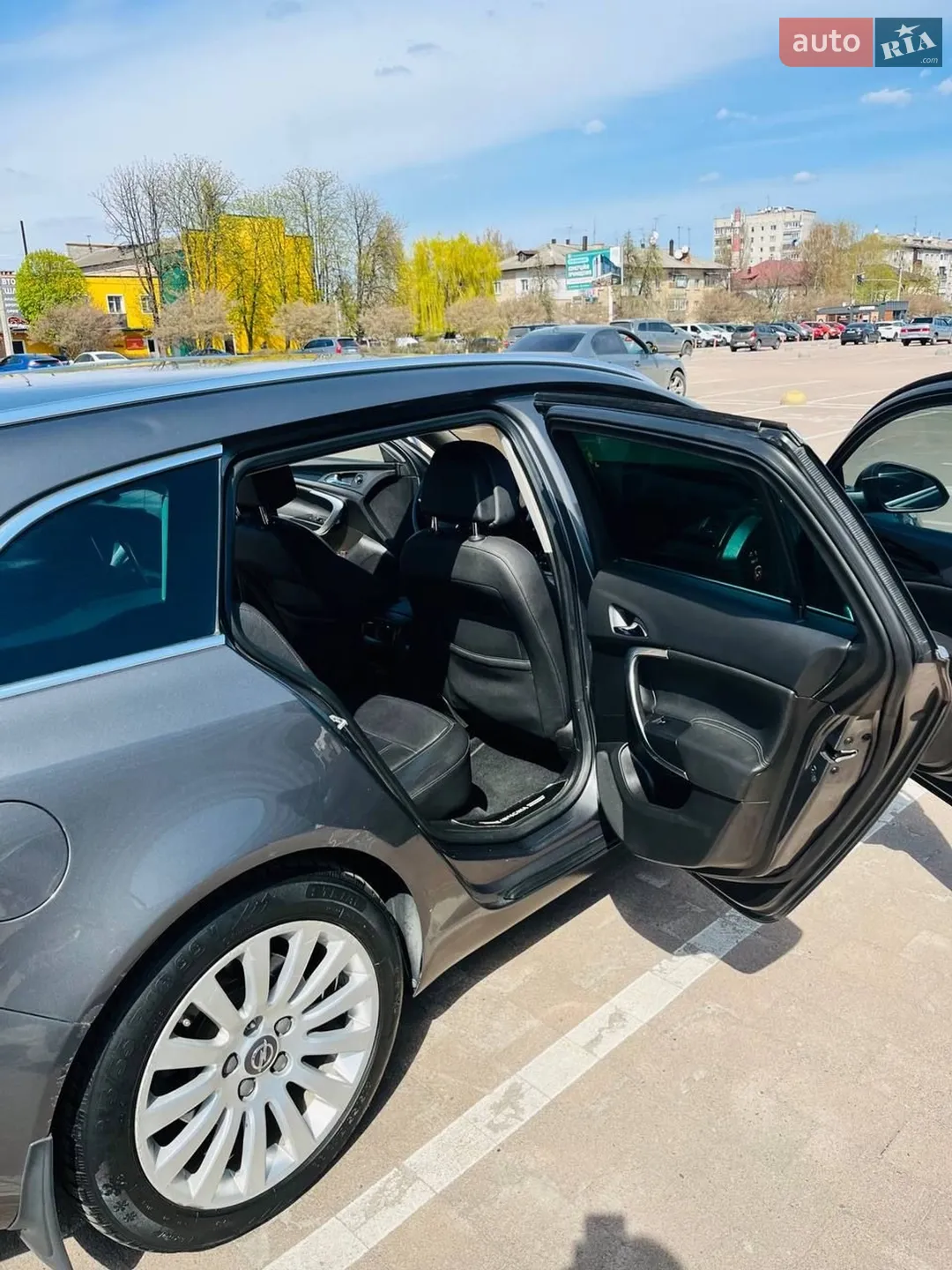 2010 Opel Insignia - мініатюра 7