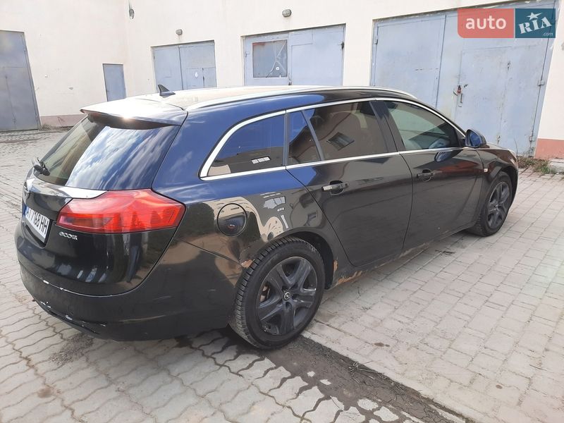 Універсал Opel Insignia 2010 в Галичі