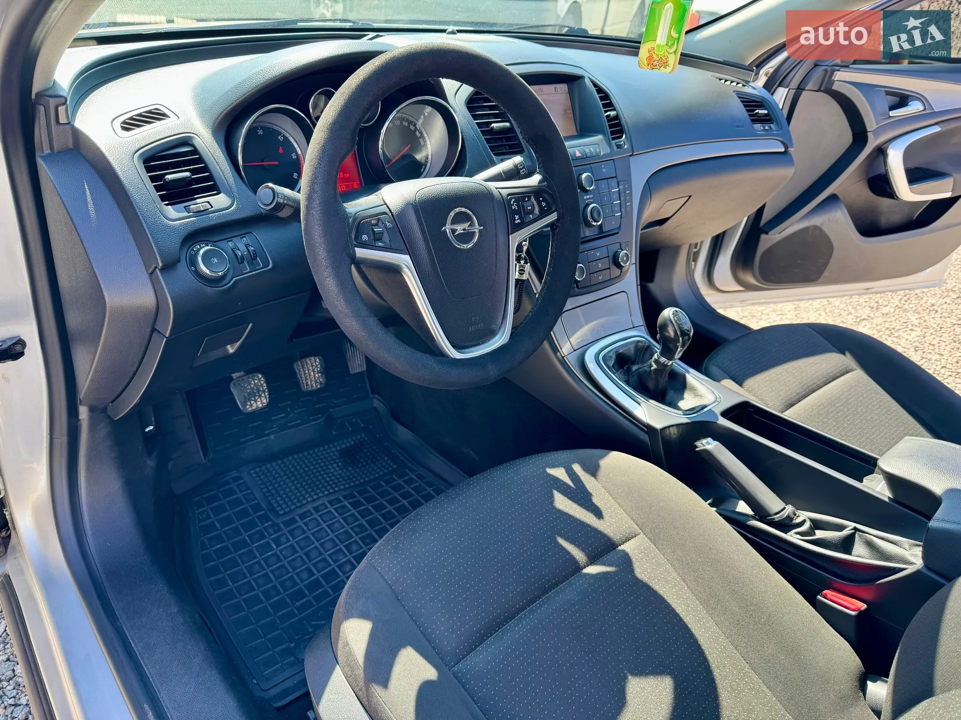 2010 Opel Insignia - мініатюра 24