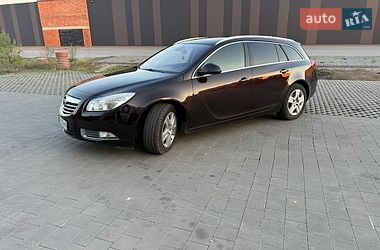Універсал Opel Insignia 2012 в Хмельницькому