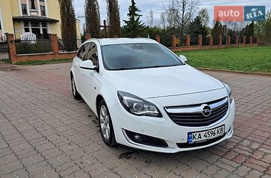 Универсал Opel Insignia 2015 в Обухове