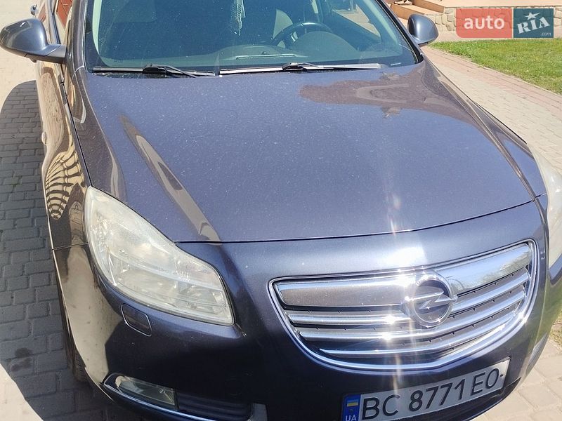 Opel Insignia 2011