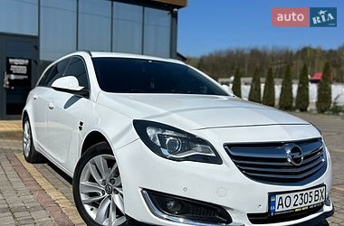 Универсал Opel Insignia 2015 в Иршаве