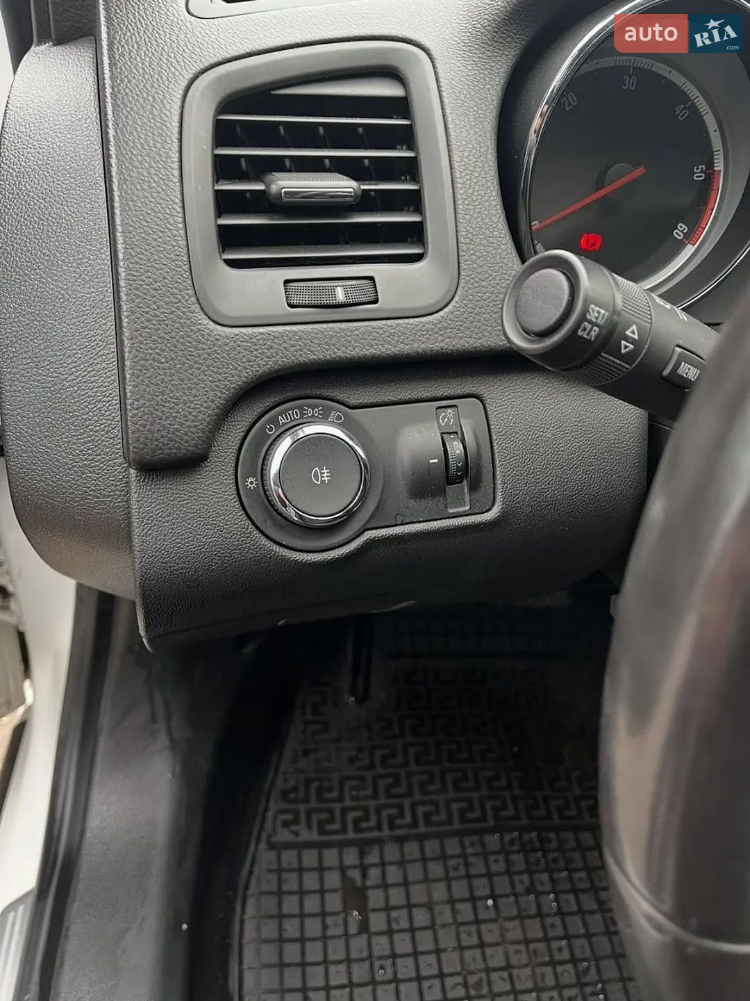 2011 Opel Insignia - мініатюра 4