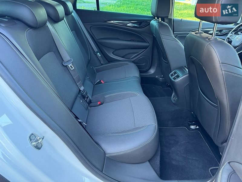 Универсал Opel Insignia 2019 в Хмельницком