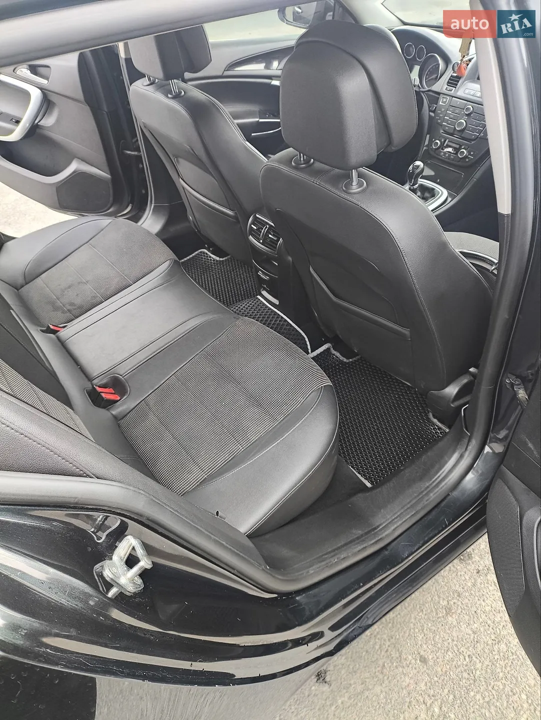 2012 Opel Insignia - мініатюра 14