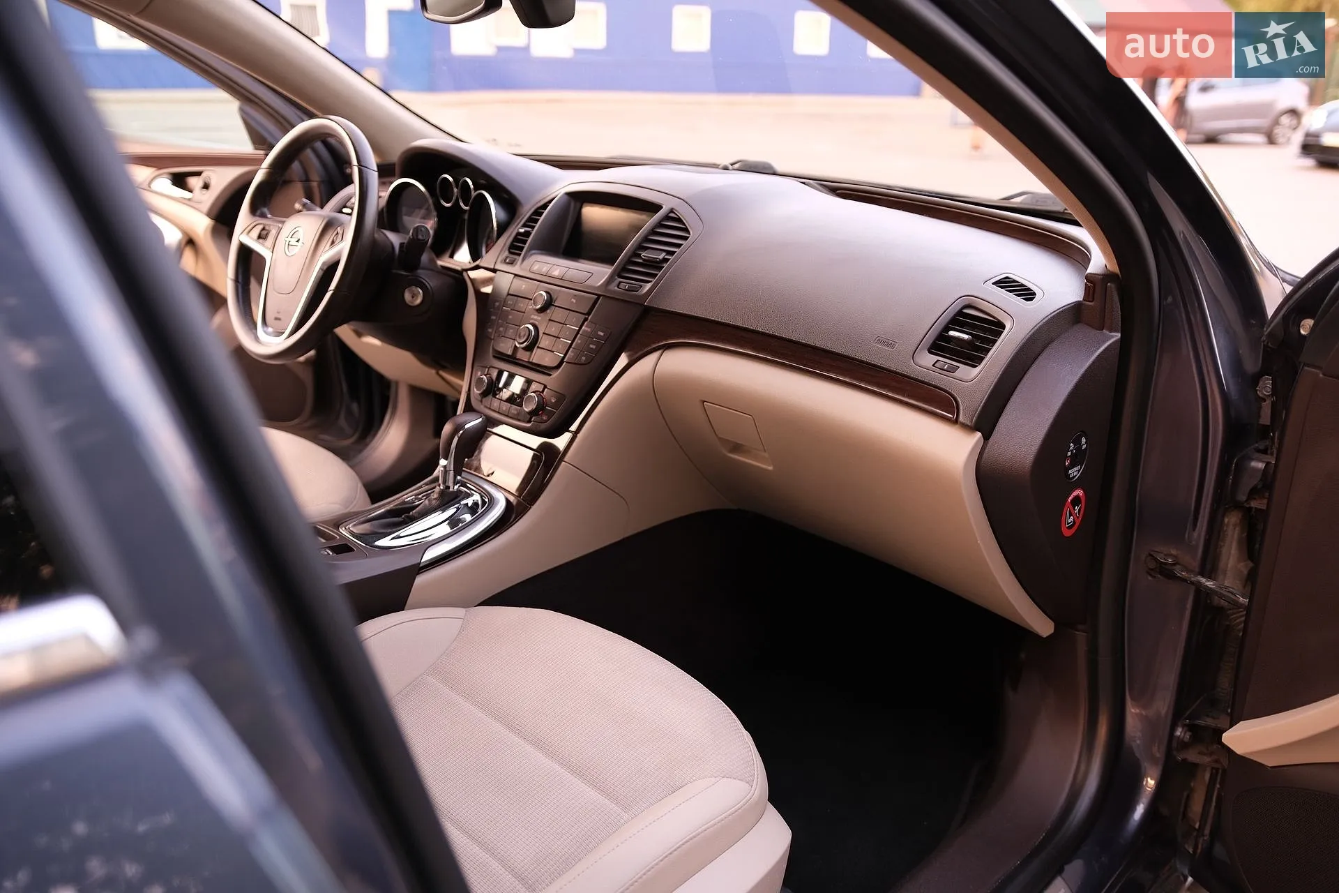 2010 Opel Insignia - мініатюра 9
