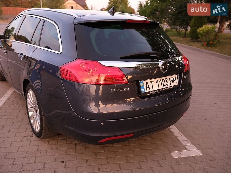 Універсал Opel Insignia 2010 в Коломиї