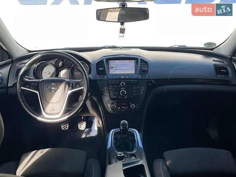 Лифтбек Opel Insignia 2010 в Киеве