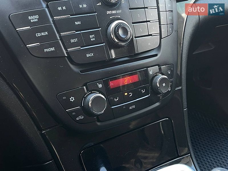 Лифтбек Opel Insignia 2010 в Киеве