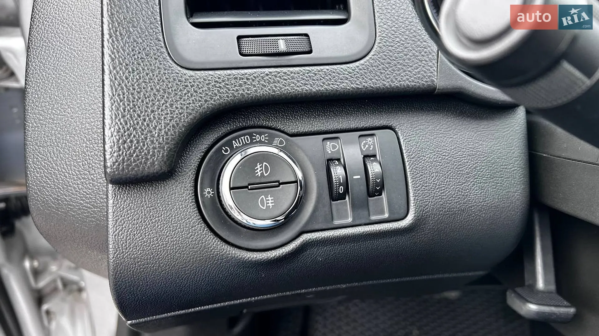 2015 Opel Insignia - мініатюра 22