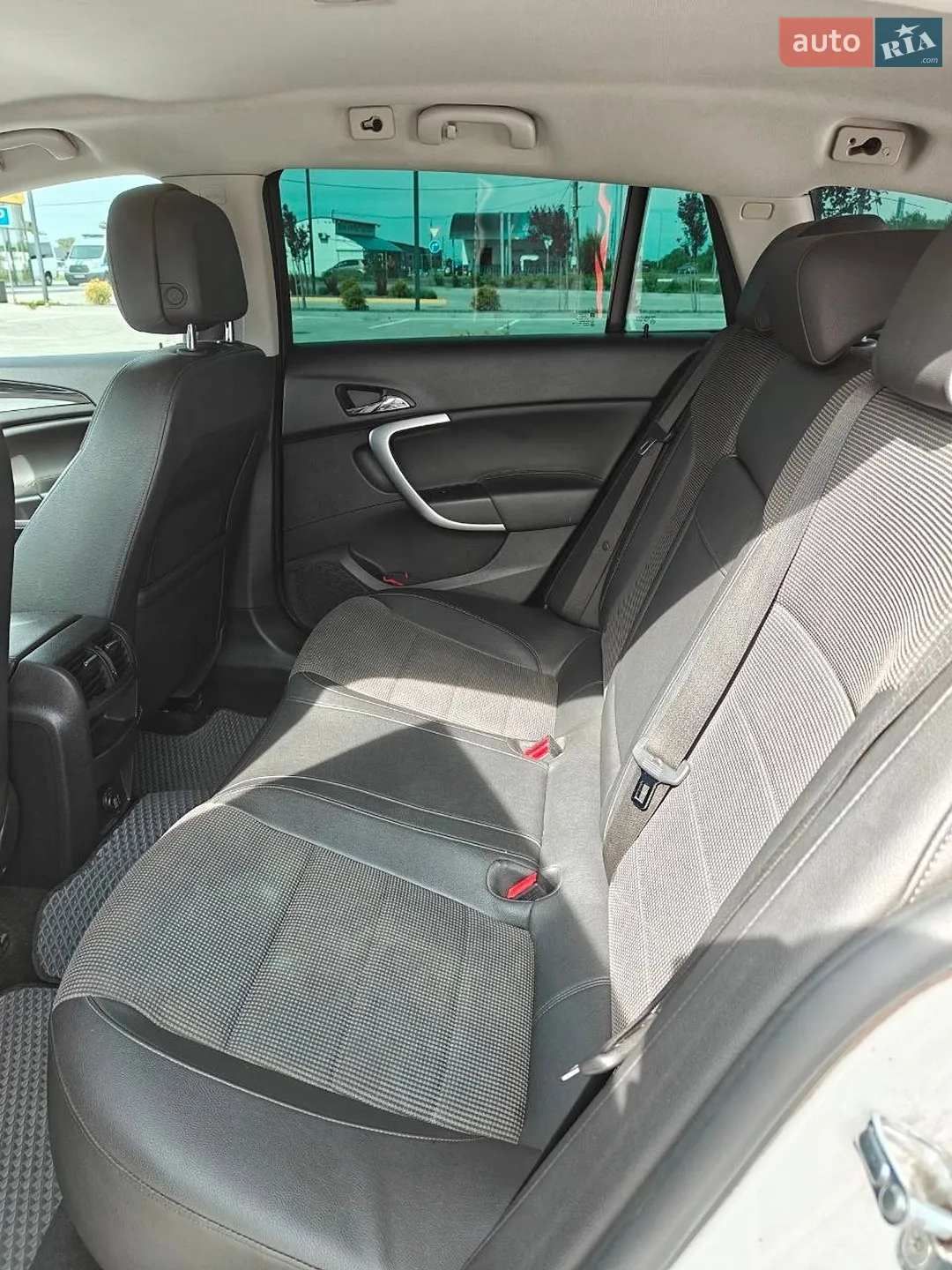 2013 Opel Insignia - мініатюра 16