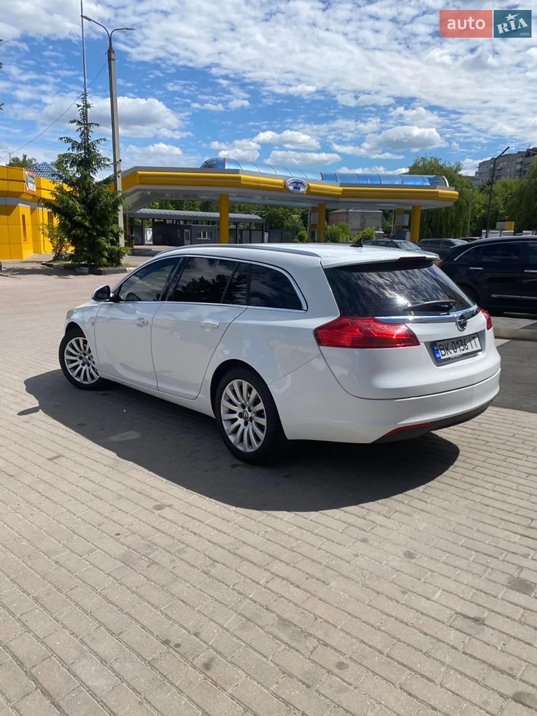 2010 Opel Insignia - мініатюра 5