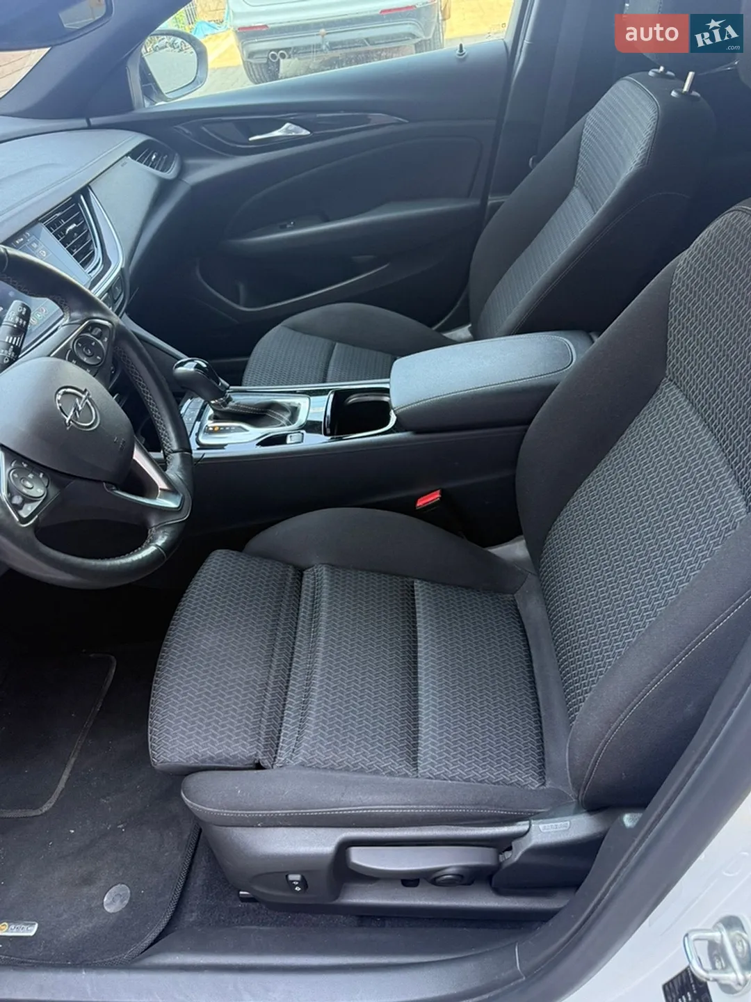 2022 Opel Insignia - мініатюра 7