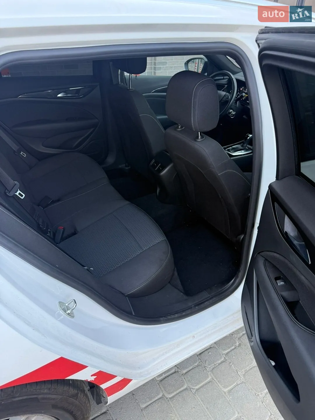 2022 Opel Insignia - мініатюра 11