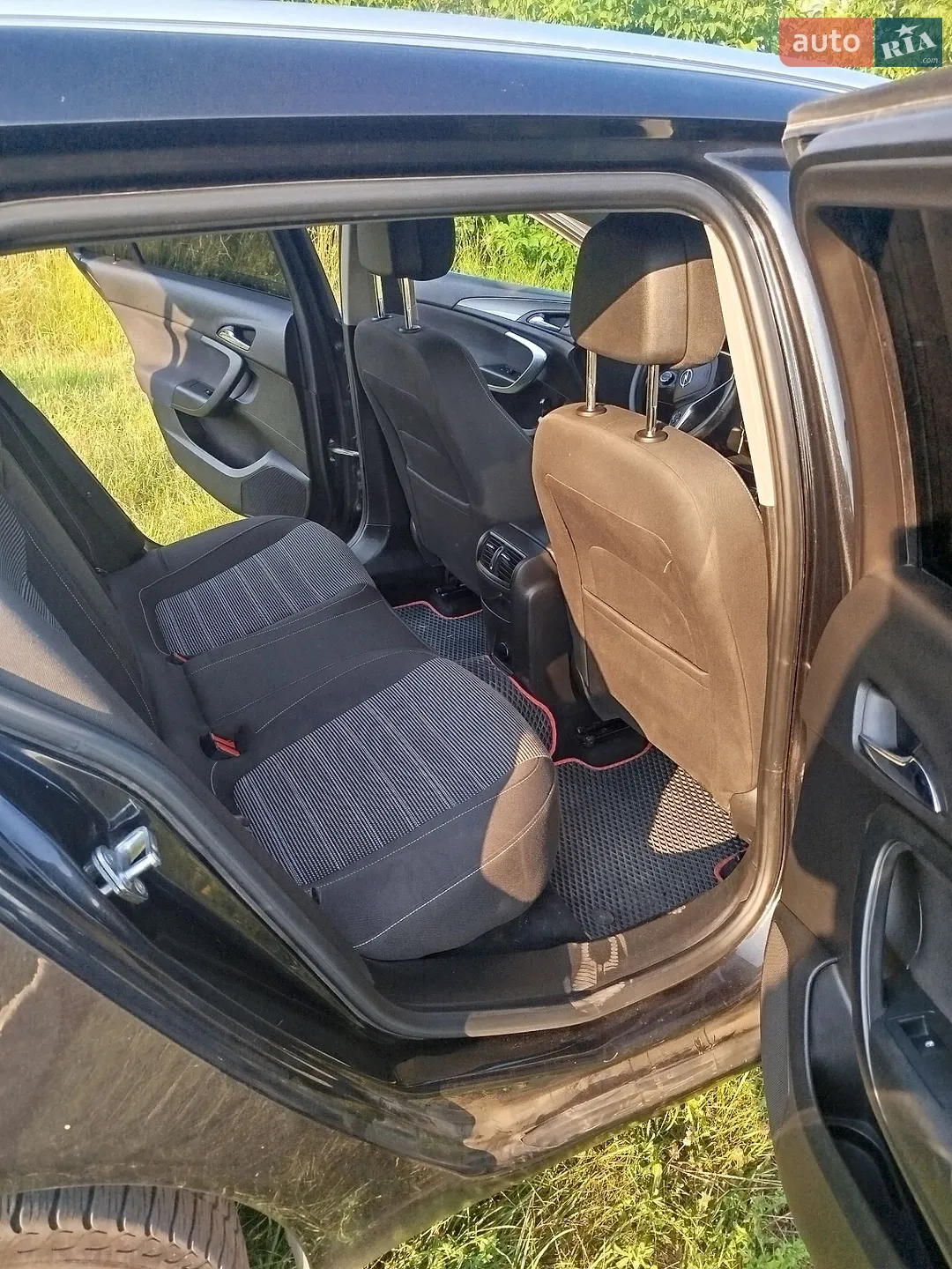 2015 Opel Insignia - мініатюра 16