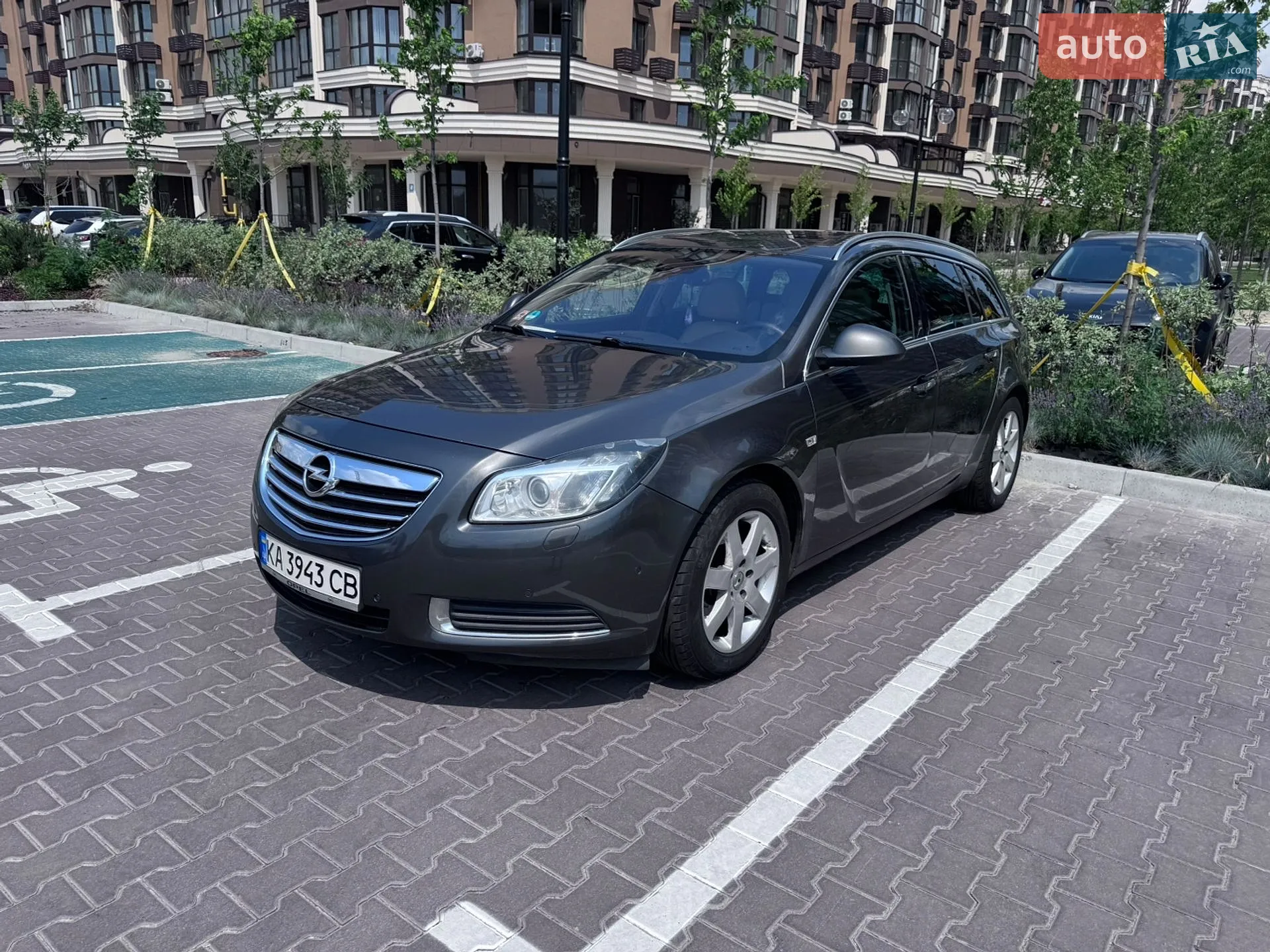 2010 Opel Insignia - мініатюра 16