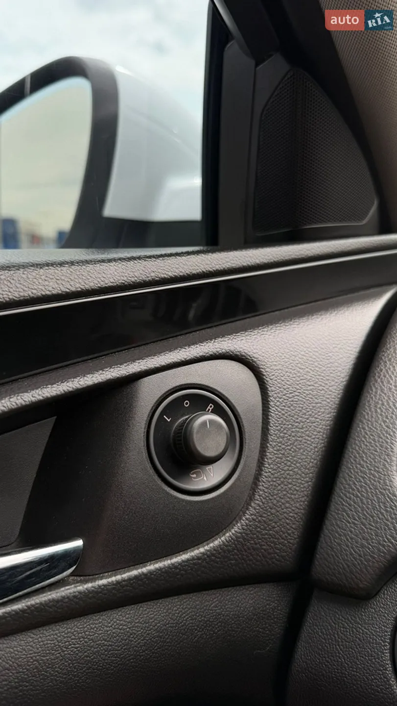 2012 Opel Insignia - мініатюра 11