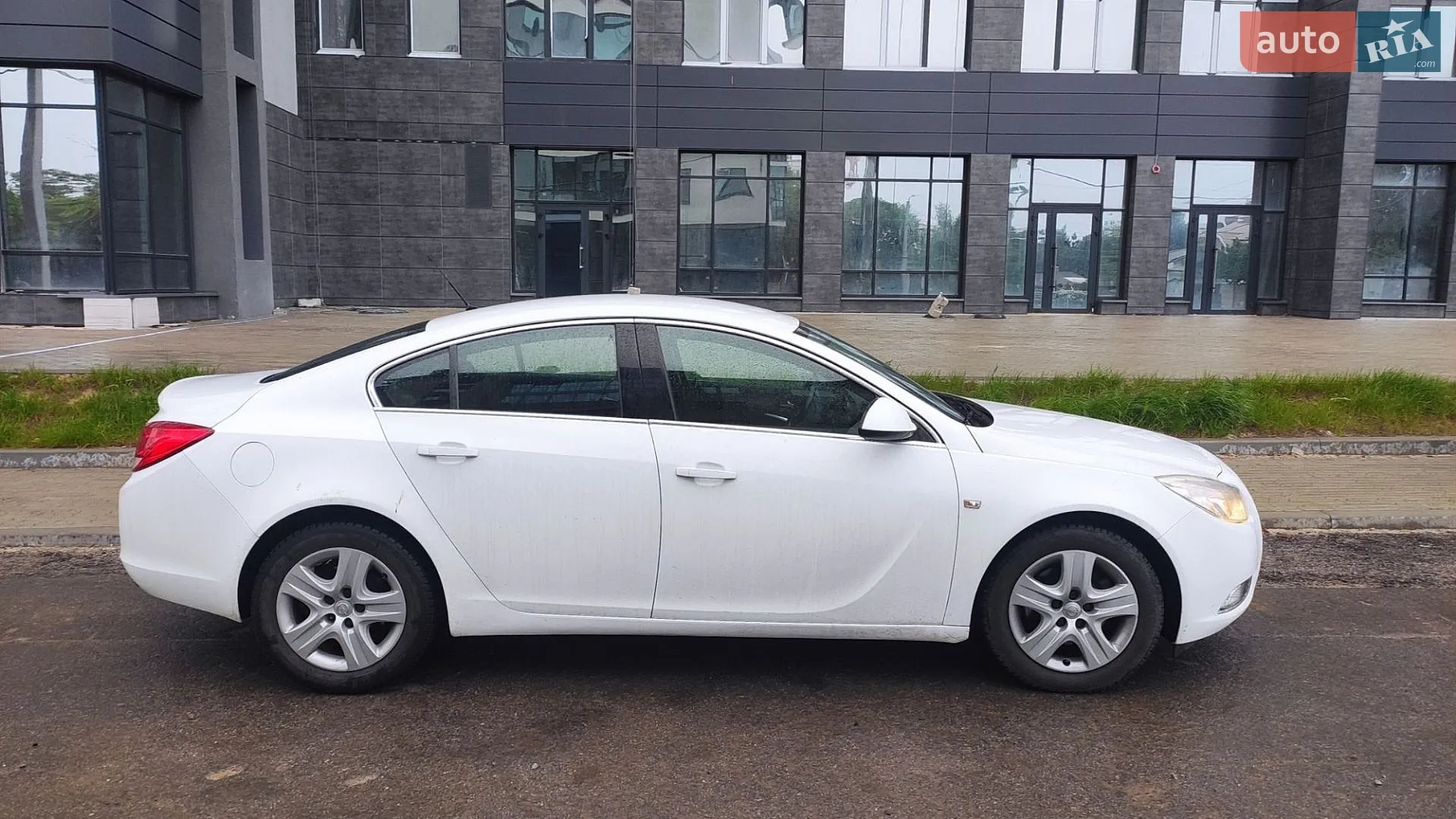 2010 Opel Insignia - мініатюра 2