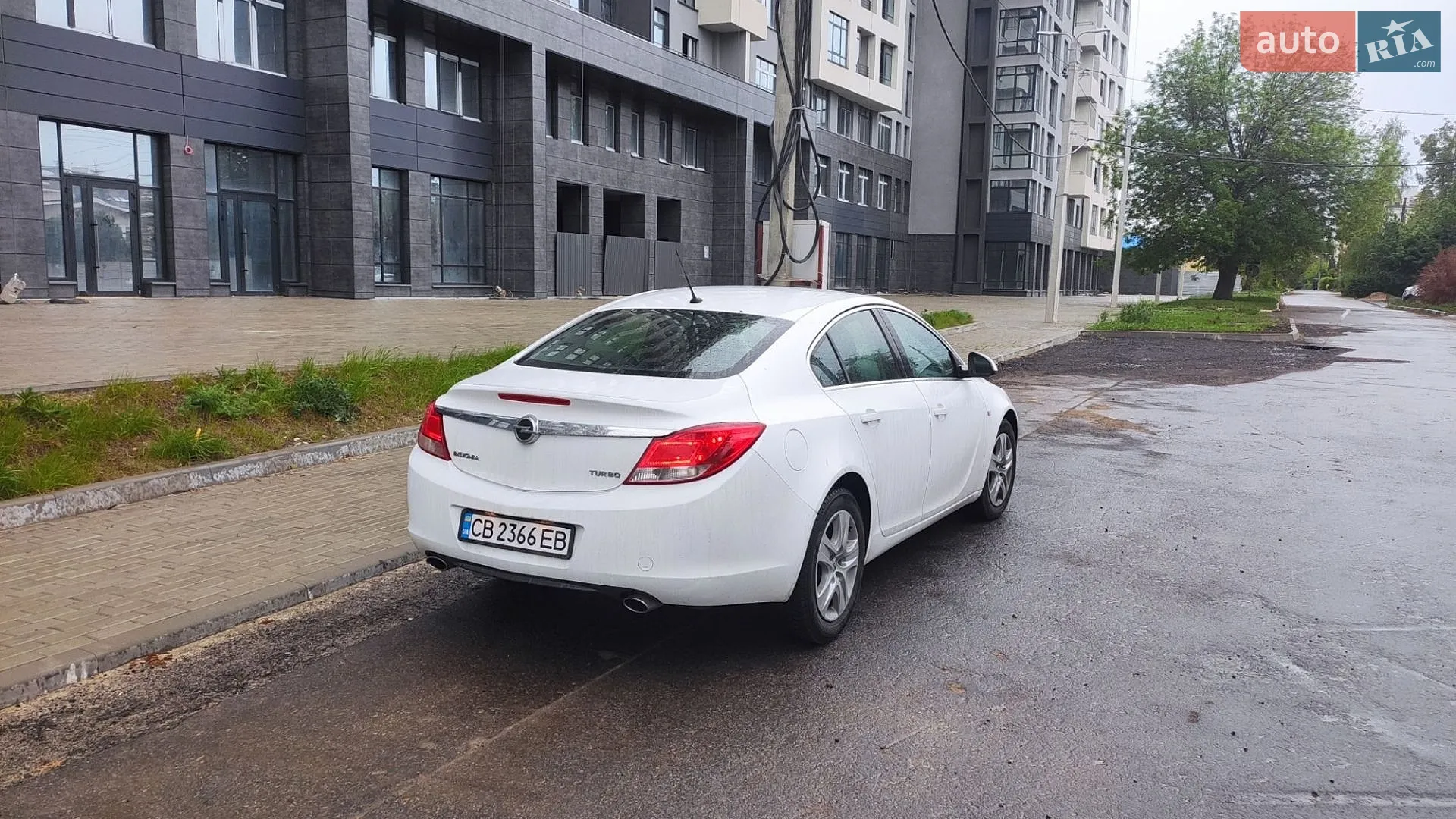 2010 Opel Insignia - мініатюра 3