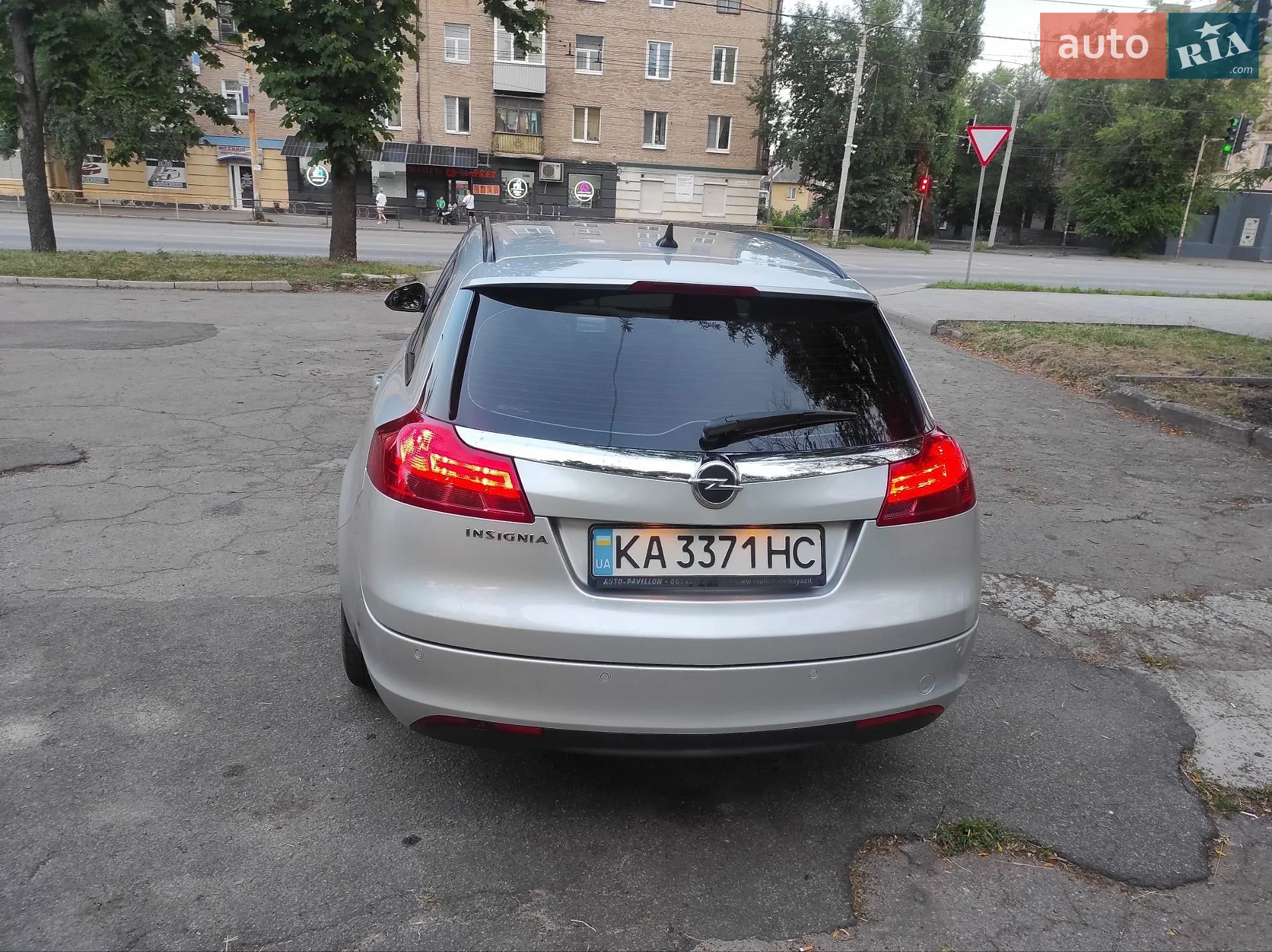 2010 Opel Insignia - мініатюра 7