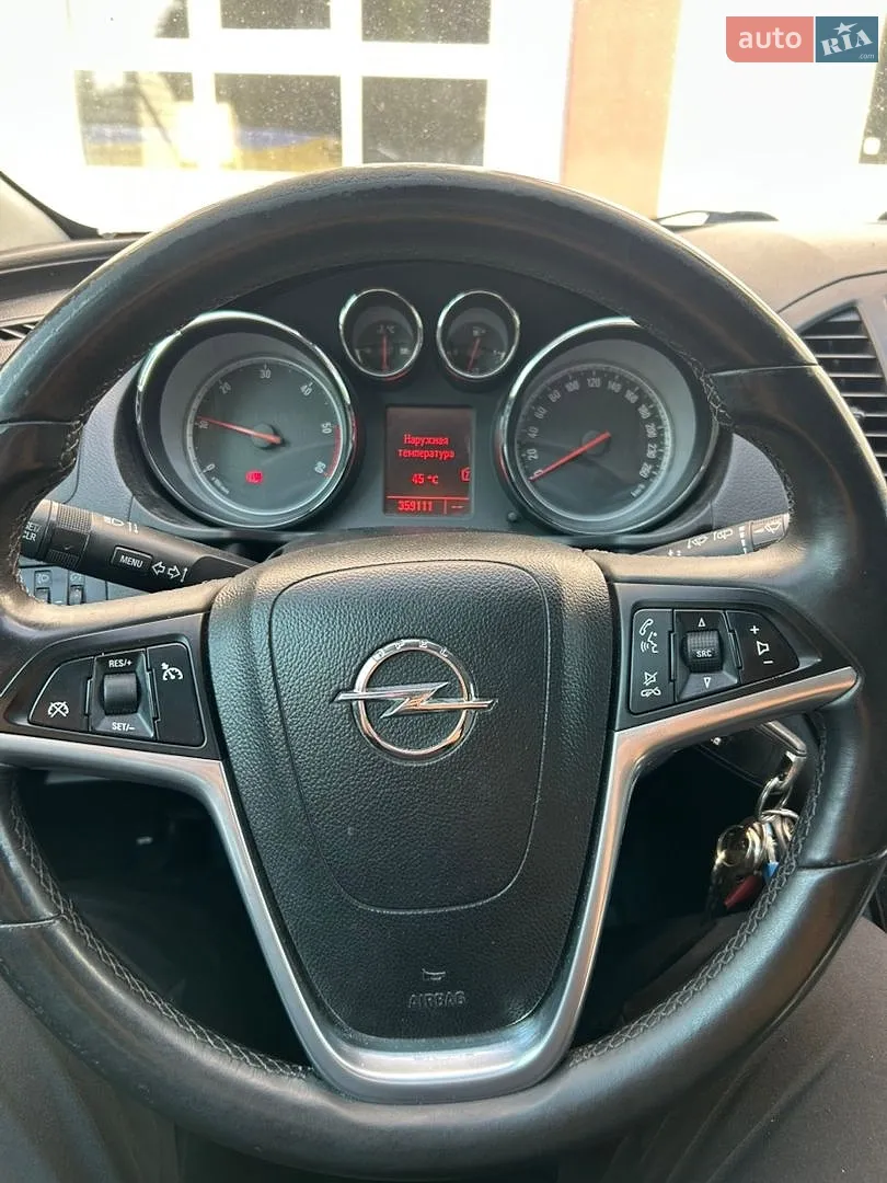 2010 Opel Insignia - мініатюра 10