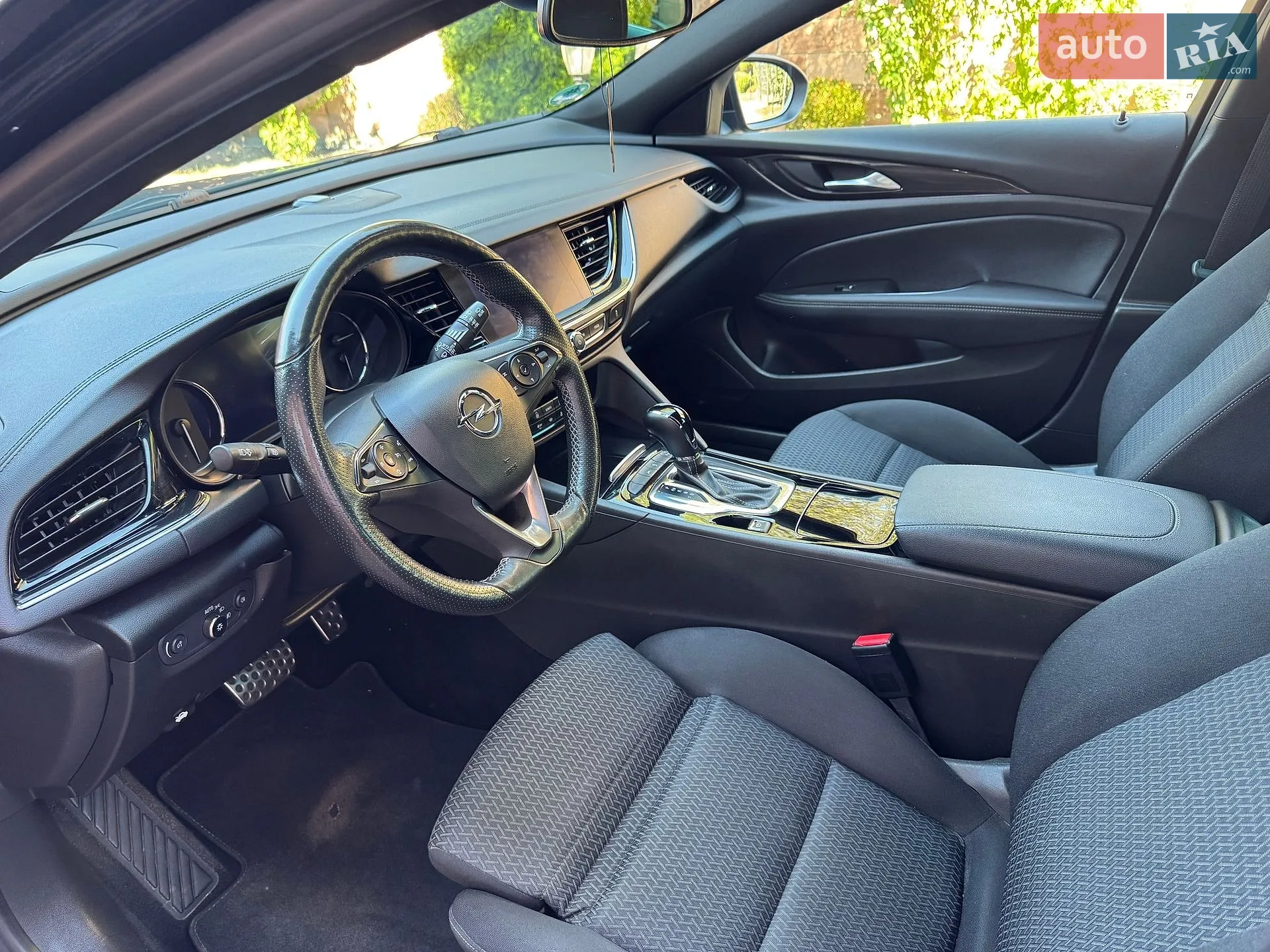 2022 Opel Insignia - мініатюра 11